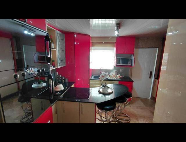 3 BEDROOM HOUSE FOR SALE IN ALVEDA
